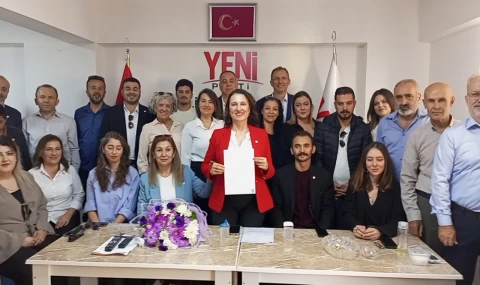 Yeni Parti Nazilli’de yeni dönem başladı: Başkan Sevim mazbatasını aldı